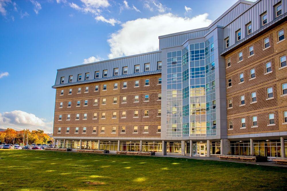 圣约翰斯 纪念大学旅馆酒店 外观 照片