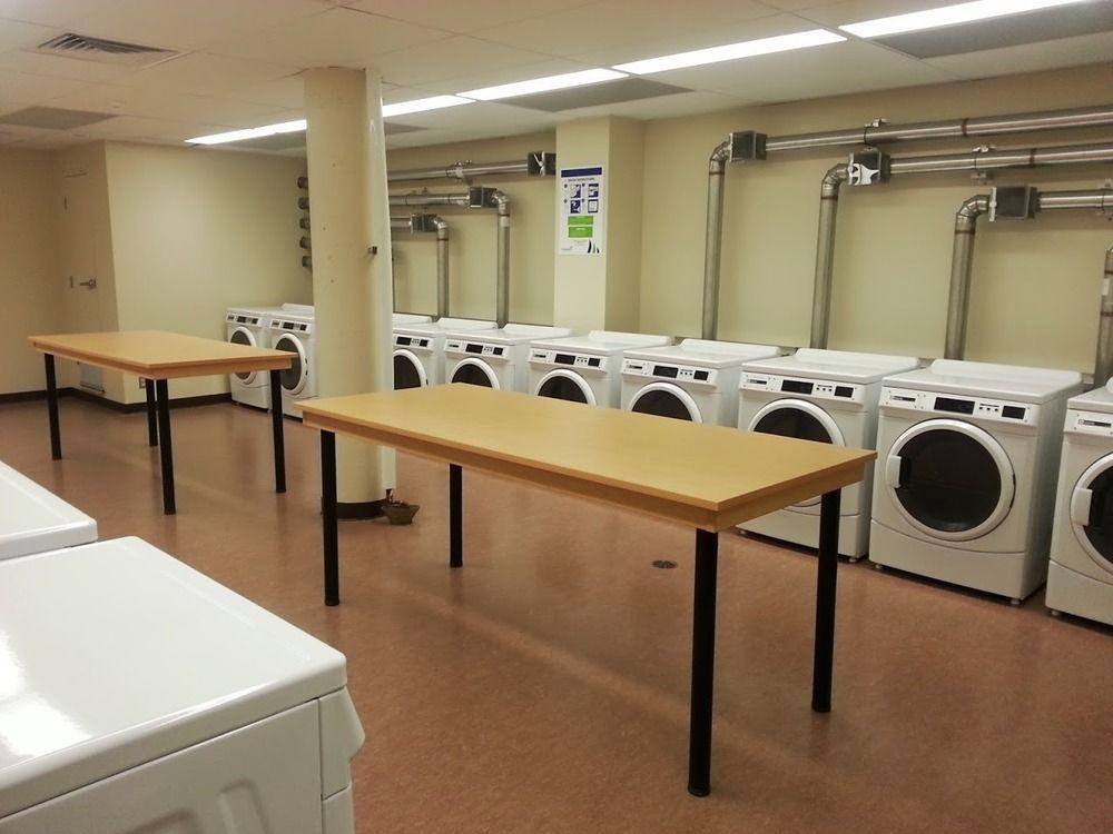 圣约翰斯 纪念大学旅馆酒店 外观 照片