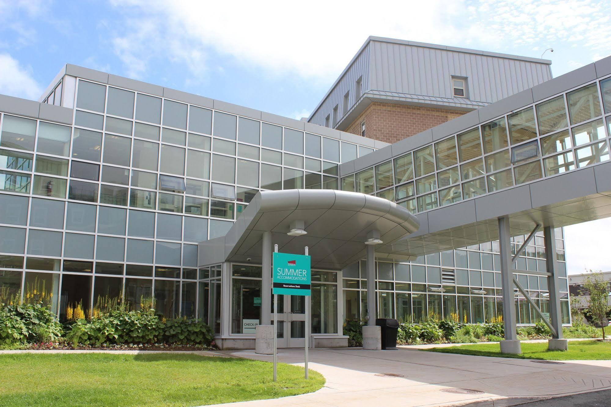圣约翰斯 纪念大学旅馆酒店 外观 照片